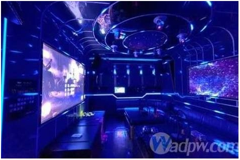 义乌魅力金座KTV预订:精英专属的奢华娱乐领地