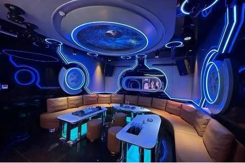 济南夜总会预订电话/排名,济南商务夜总会预订排行高端,值得去的多面探讨深度剖析