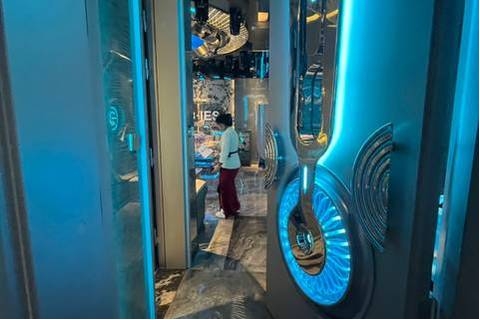 上海凯撒国际夜总会松江店:地址,预订电话,包房价格及环境详情