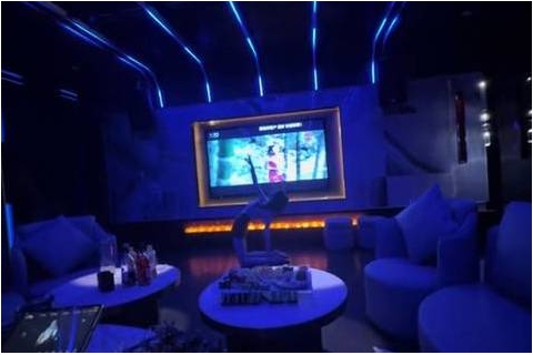 上海金汇会客厅KTV(闵行金汇路)怎么收费？包房环境,预订电话多少？速看