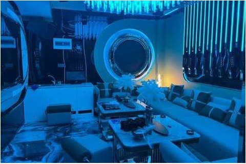 上海花好月圆夜总会宝山杨行:怎么样？预订电话,包厢环境及收费点评全知